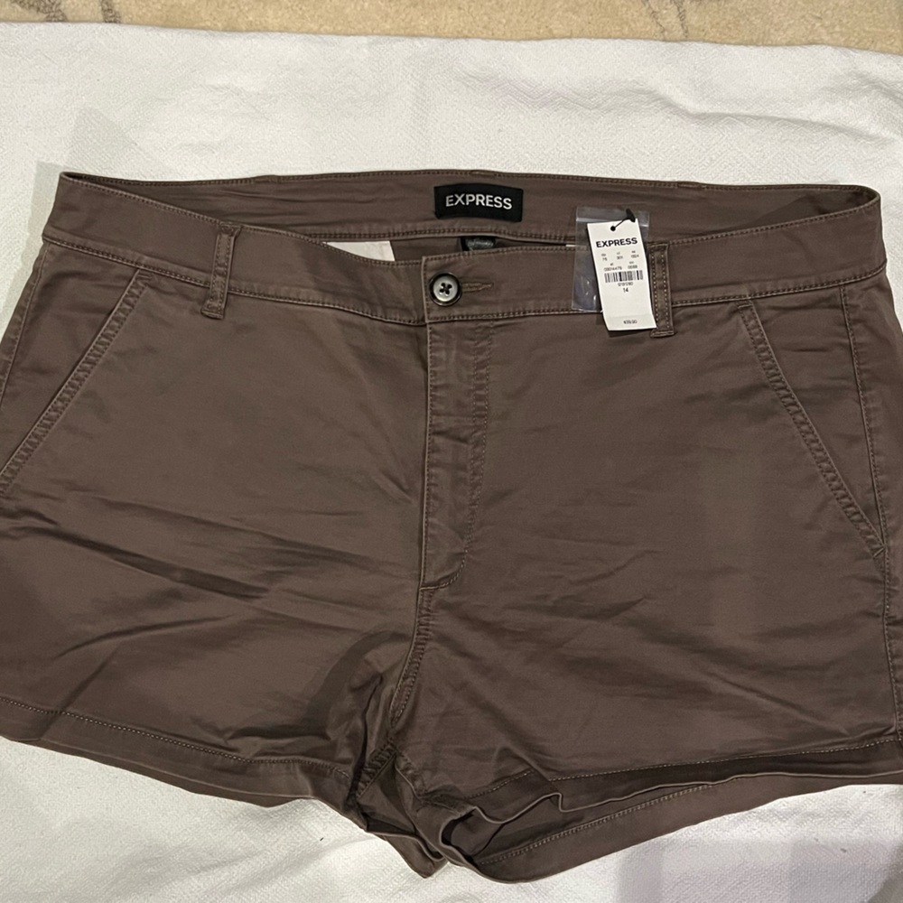 Express Women’s Brown Chinos Size:14. NWT